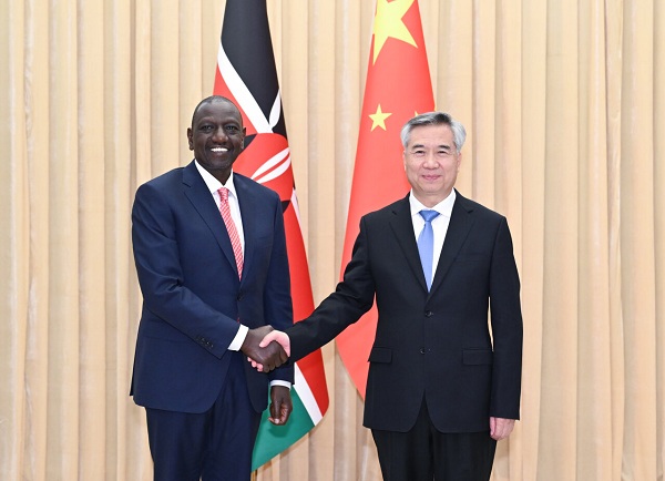 李希會見肯尼亞總統(tǒng)魯托.jpg