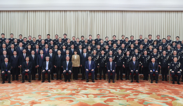 習近平會見全國公安工作會議代表 李強蔡奇丁薛祥李希參加會見