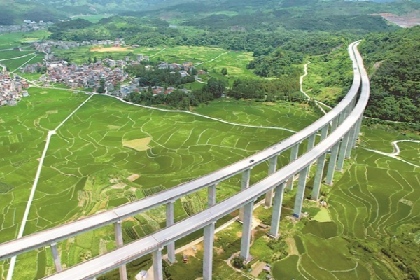 進一步全面深化改革應貫徹的原則之二 堅持以人民為中心