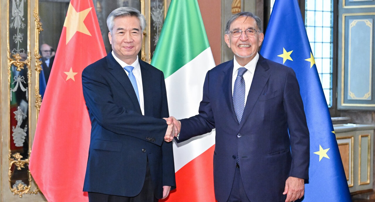 李希對意大利進行正式友好訪問