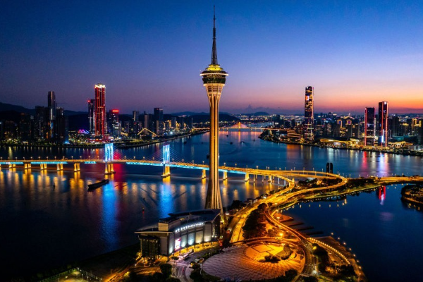 盛世濠江寫新篇——以習近平同志為核心的黨中央關心澳門發展紀實