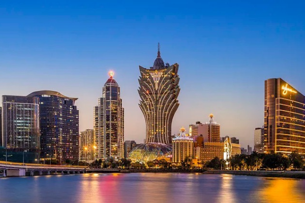 盛世蓮花譜華章——習近平總書記引領具有澳門特色的“一國兩制”實踐取得舉世矚目成就