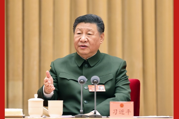 習近平出席解放軍和武警部隊代表團全體會議