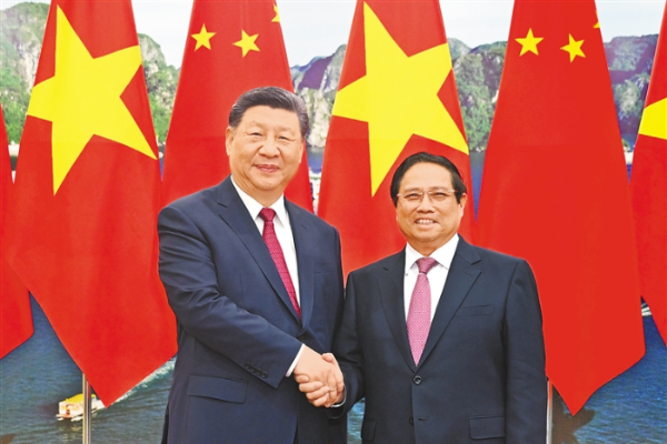 習(xí)近平會(huì)見越南總理范明政